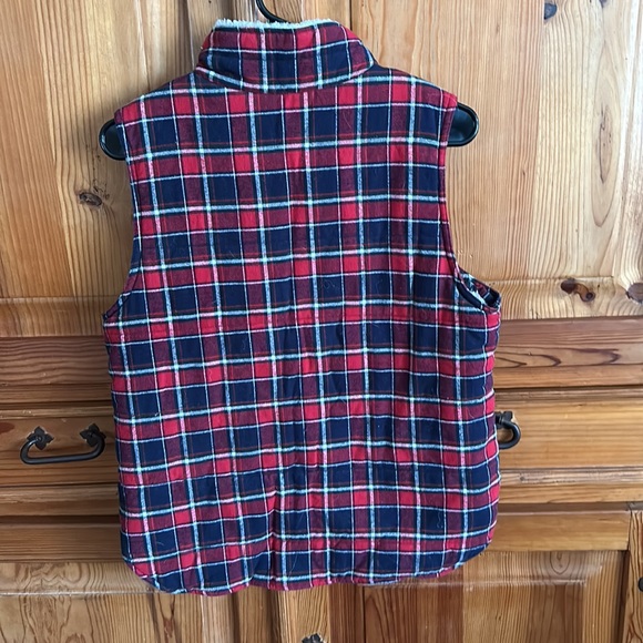 Skies Are Blue Vest - Picture 5 of 6